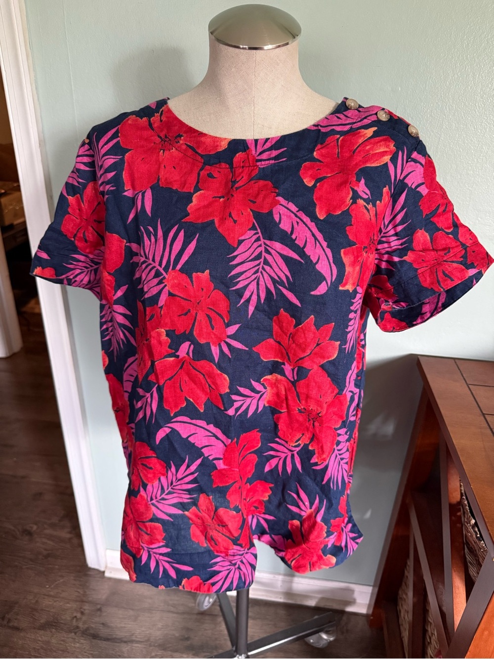 Lands End Bohemian Tropical Floral Print 100% Linen Short Sleeve Size Large